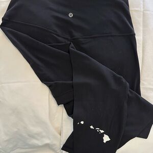 Lululemon Hawaiian Islands Print Black Align 25” Leggings